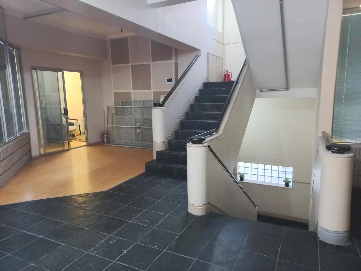 Albergue Away From